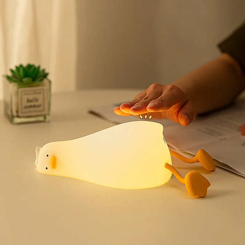 DuckyDucky: Rechargeable Touch LED Siilicon Bedside Night Light