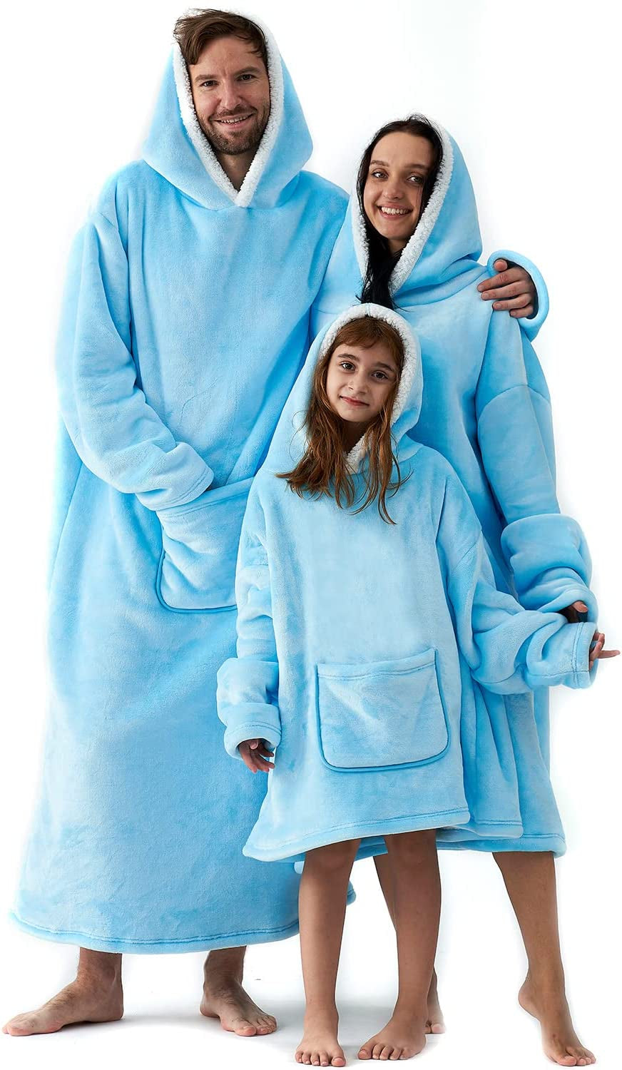 ComfeeCozee: Oversized Wearable Blanket Hoodie with Pockets