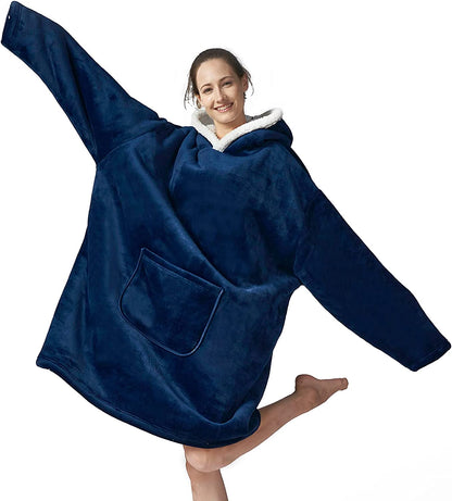 ComfeeCozee: Oversized Wearable Blanket Hoodie with Pockets